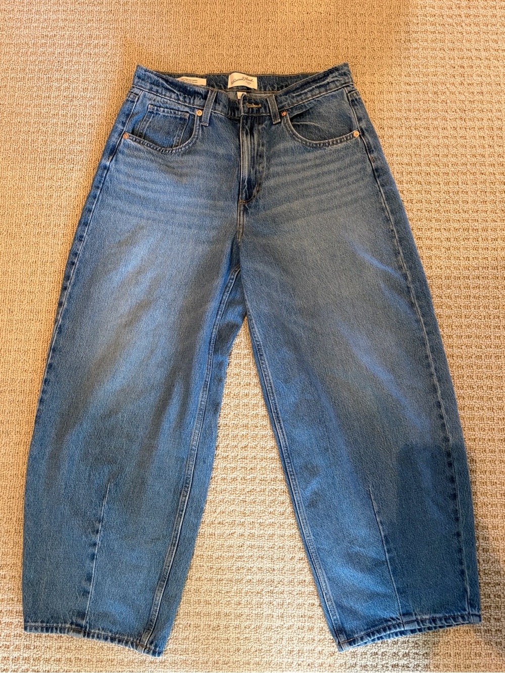 Classic High-Rise Barrel Leg Women's Jeans - Blue